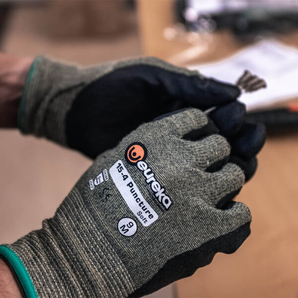 Eureka 15-4 Puncture Soft Needle Resistant Gloves